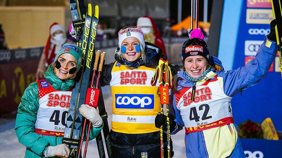 Фрида Карлсон спечели първия дуел за сезона с Терезе Йохауг в старта на 10 км класически стил ски-бягане