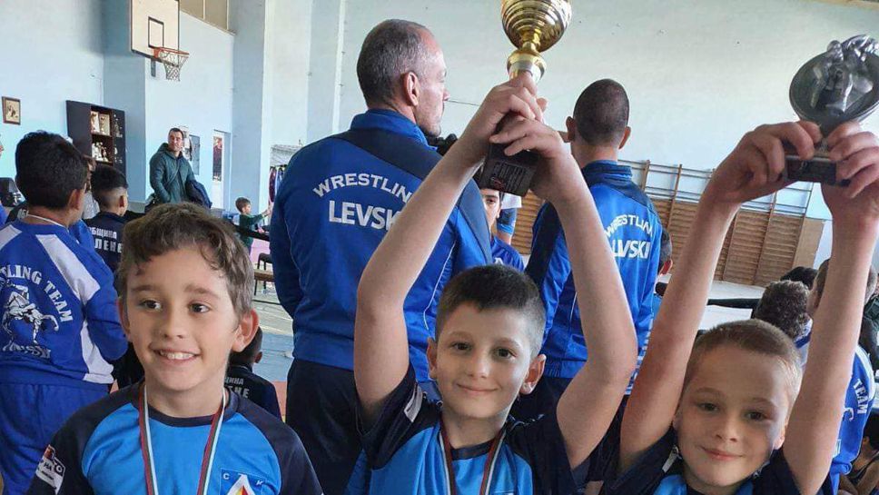 Левски спечели отборния приз на турнира “Млад олимпиец”