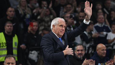 Лудост в Сърбия, вижте как феновете на Партизан посрещнаха големия Желко Обрадович!