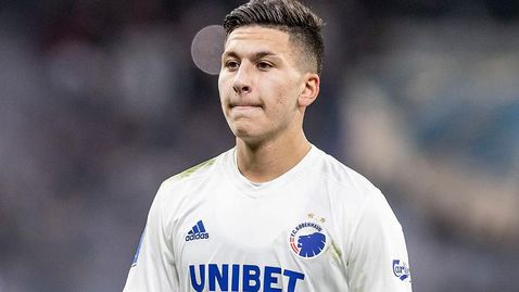 Руни Барджи - новата шведска футболна перла, по която въздишат Челси, Аякс, Байерн и Барселона