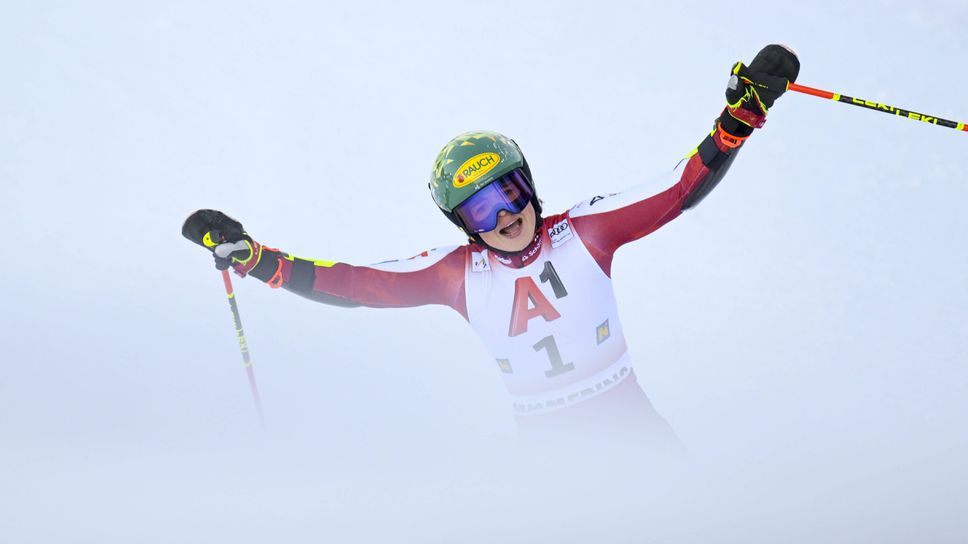Австрийката Юлия Шайб спечели своята трета победа за сезона в