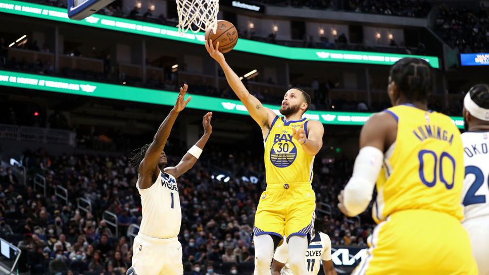 Добрата стрелба на Къри и Томпсън помогна за успех на Уориърс над Минесота