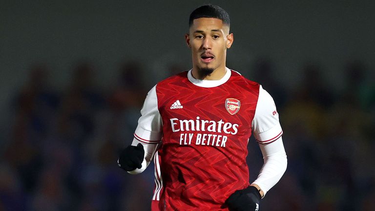  20-годишен французин: Арсенал ми удари пестник 