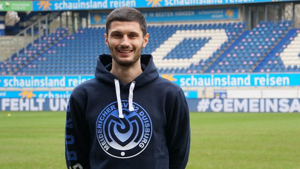  Треньорът на Дуисбург изясни за какво Стефан Велков не попада в състава 