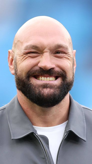 Официално: Тайсън Фюри се завръща срещу гигант на 11 април