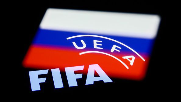 ФИФА и УЕФА извадиха Русия от международния футбол