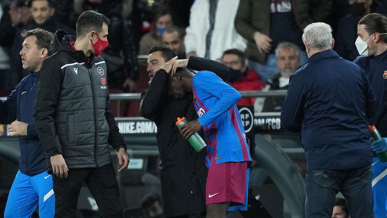 Старши треньорът на Барселона Чави Ернандес отново намекна че Усман