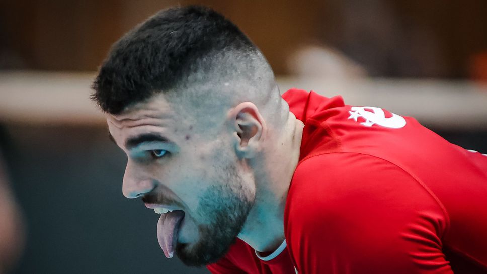 Звездата на ЦСКА ще играе в шампиона на Франция