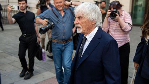  Бърни отново атакува Либърти Медия и Формула 1 