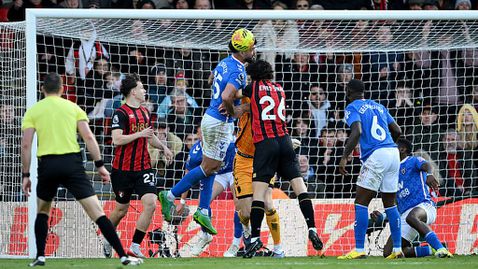 Борнемут продължава да мечтае за Европа, но не успя да се справи със Съндърланд