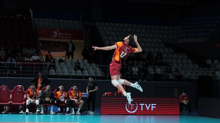 Георги Татаров и Галатасарай отпаднаха за Купата на CEV