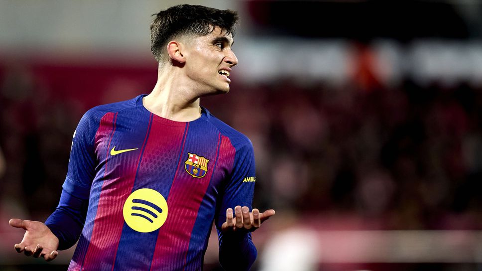 Защитник на Барселона получи специален подарък от Малдини