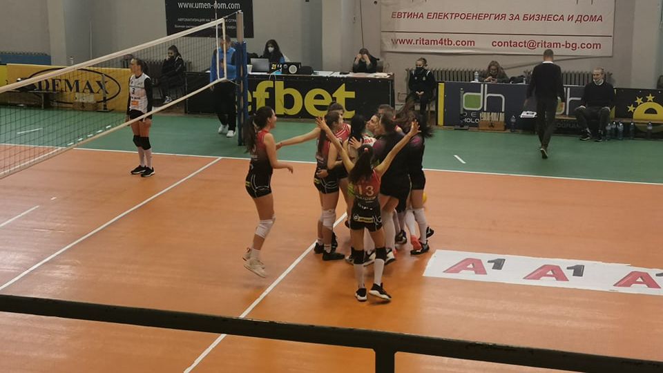 Казанлък обърна Славия и си спечели билет за полуфиналите