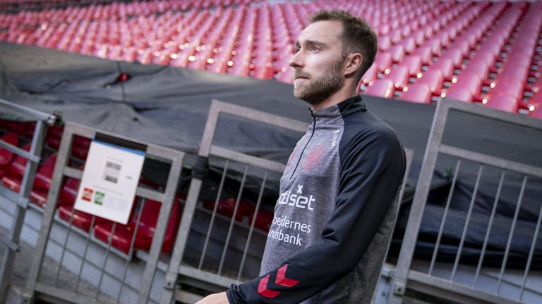  Ериксен ще изведе Дания с капитанската лента при завръщането си на 