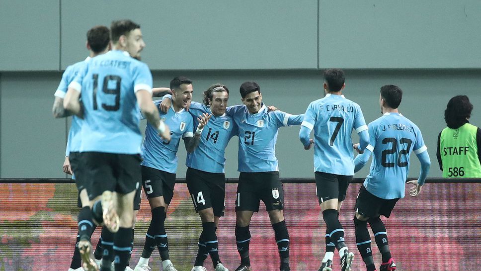 Уругвай развали втория мач на Клинсман начело на Република Корея