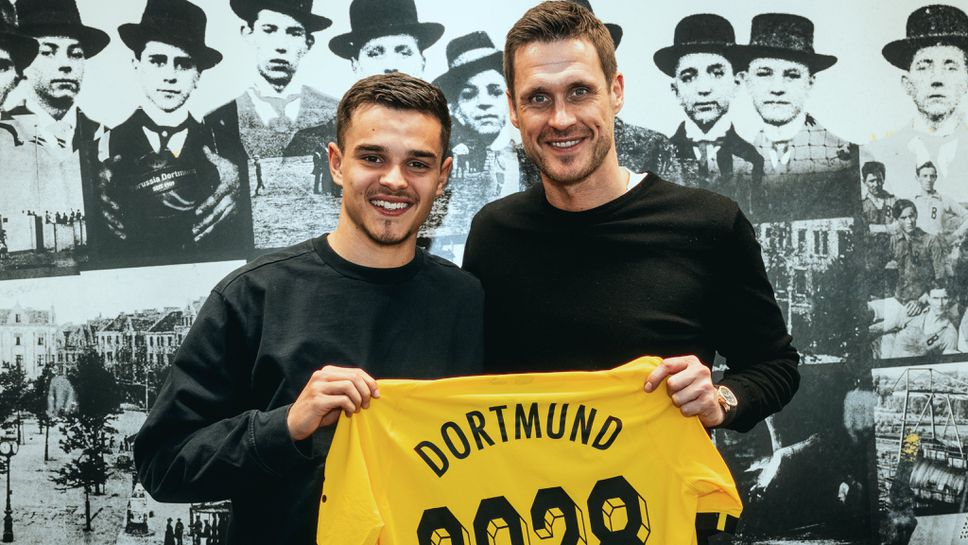 Юноша на Дортмунд подписа първи професионален договор с клуба