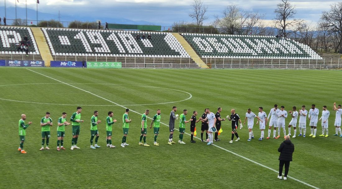 Хебър "спъна" Вихрен за елита