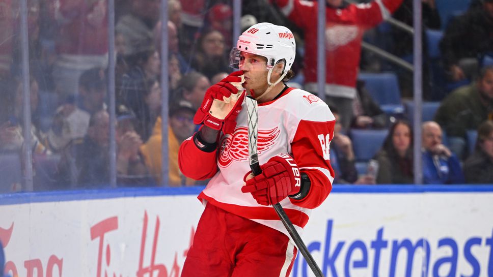 Детройт удари тежко лидера, но остана извън зоната на плейофите