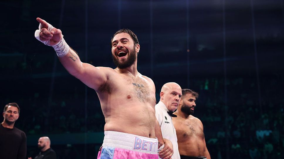 Алън ще премери сили с Хъргович пред родна публика