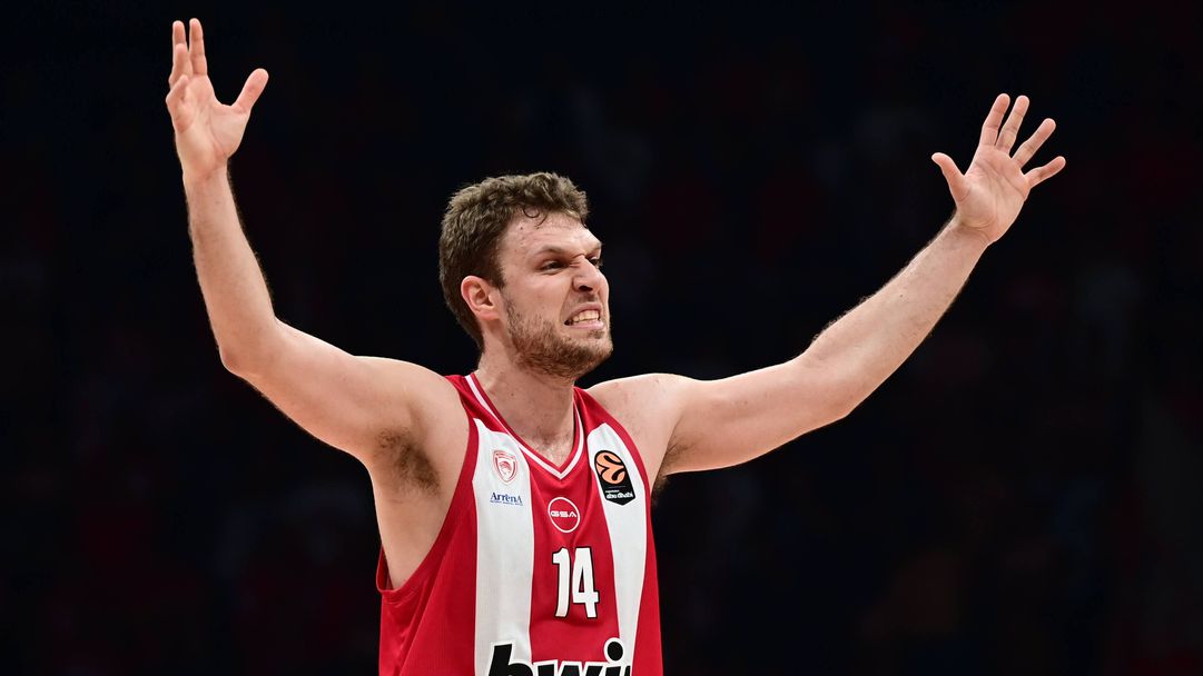 Везенков посочи кой треньор не би поздравил