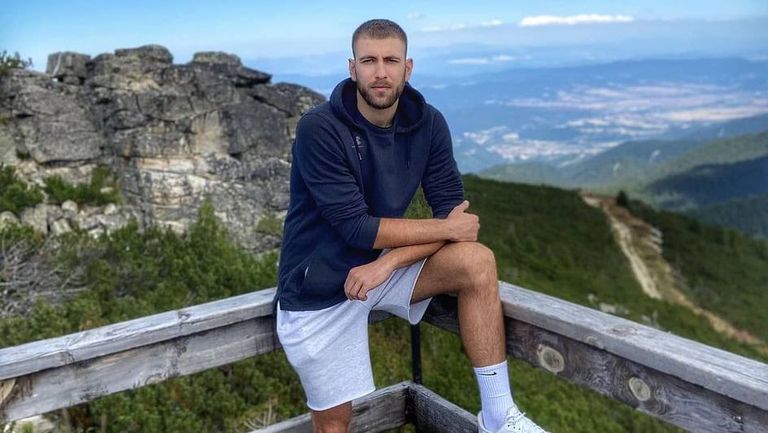 Днес Алекс Симеонов стана татко за първи път Малкият юнак