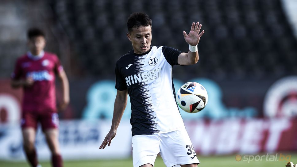 Халфът на Локомотив Пловдив Парвиз Умарбаев бе доволен от спечелената