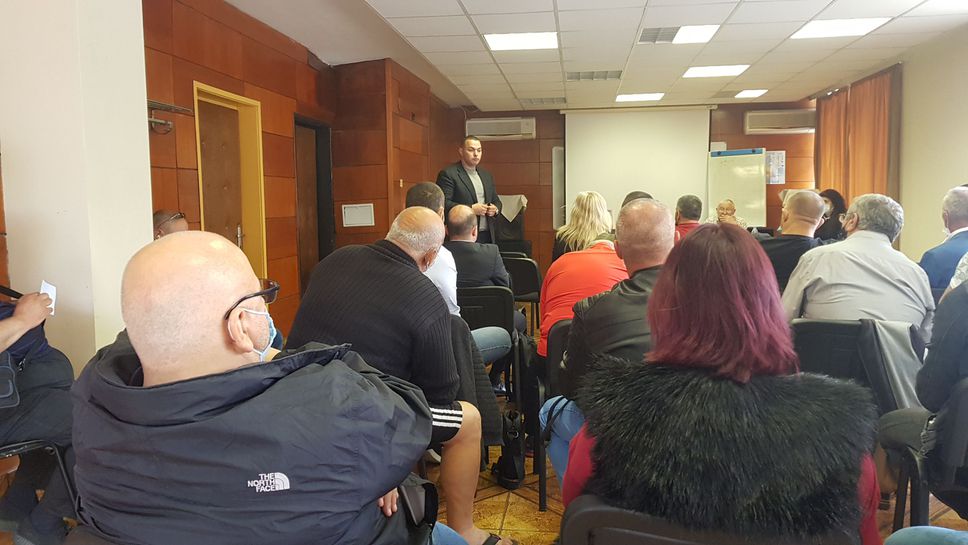 Ариф Маджид застана начело на българските щанги