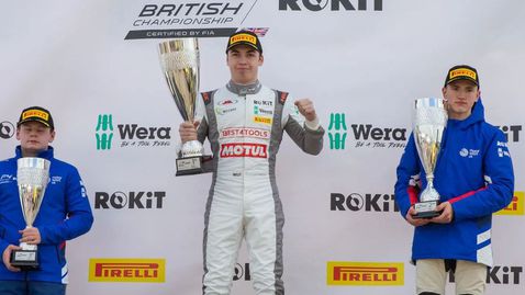 Нови три старта за Георги Димитров в британската Формула 4
