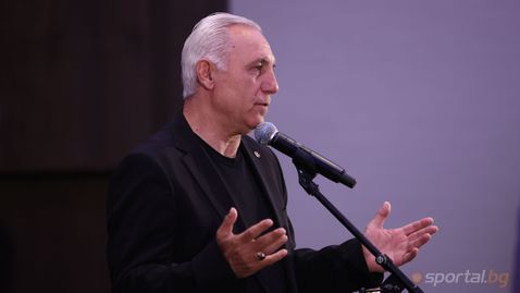 Стоичков надъха млади лекари