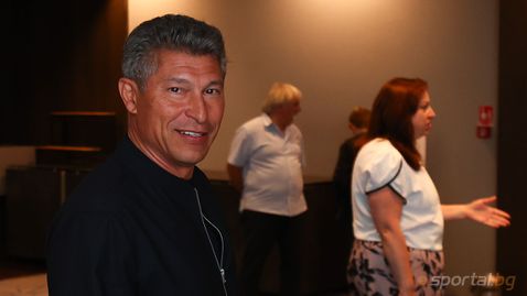  Балъков се прегърна с Моуриньо 