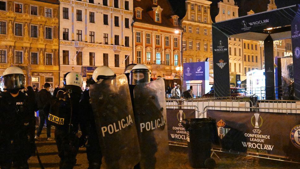 Общо четирима испански фенове са арестувани заради инциденти преди финала