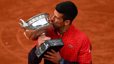 Джокович получи трофеи от "Ролан Гарос" само след една победа в Париж!