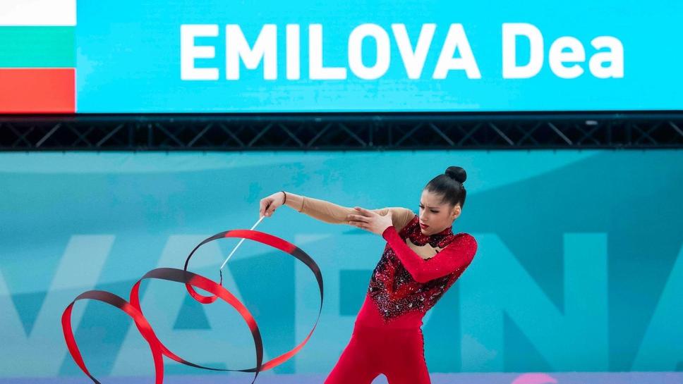 Деа Емилова със сребро на бухалки на Европейското във Варна