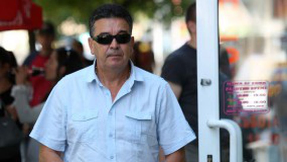 Узунов: Никой не иска да си слага главата в торбата (видео)