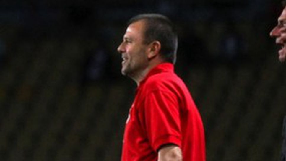 Глоба грози Стойчо Младенов