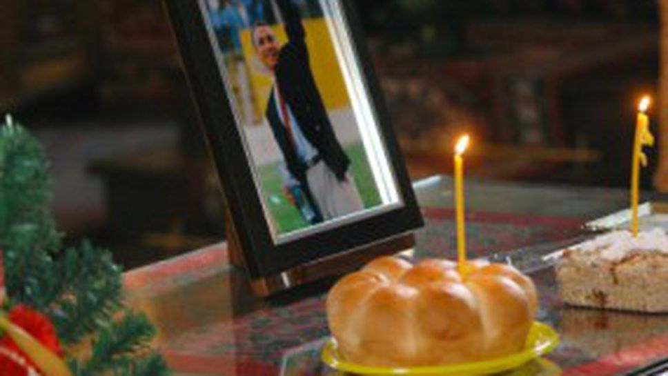 Стотици се простиха с легендата Стоян Коцев