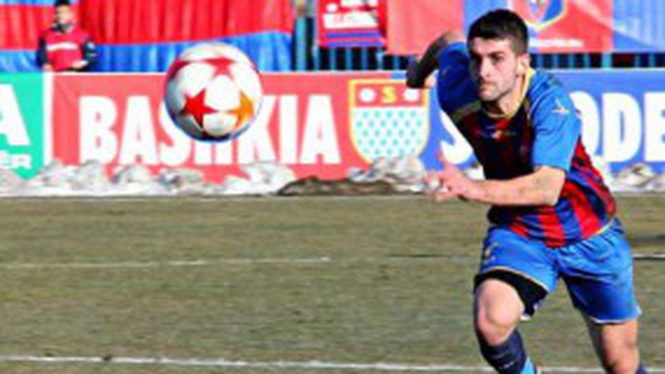 Албански плеймейкър подписа с Литекс (видео)