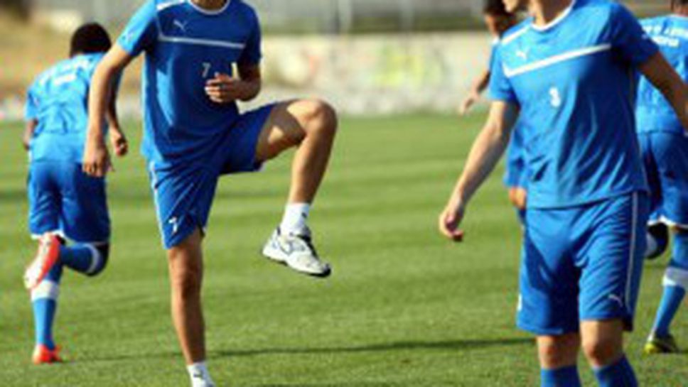 Трима подновиха тренировки с Левски