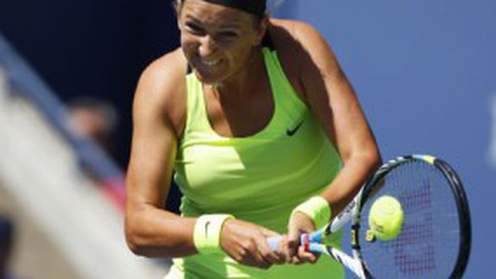 Азаренка с лесна победа във втори кръг