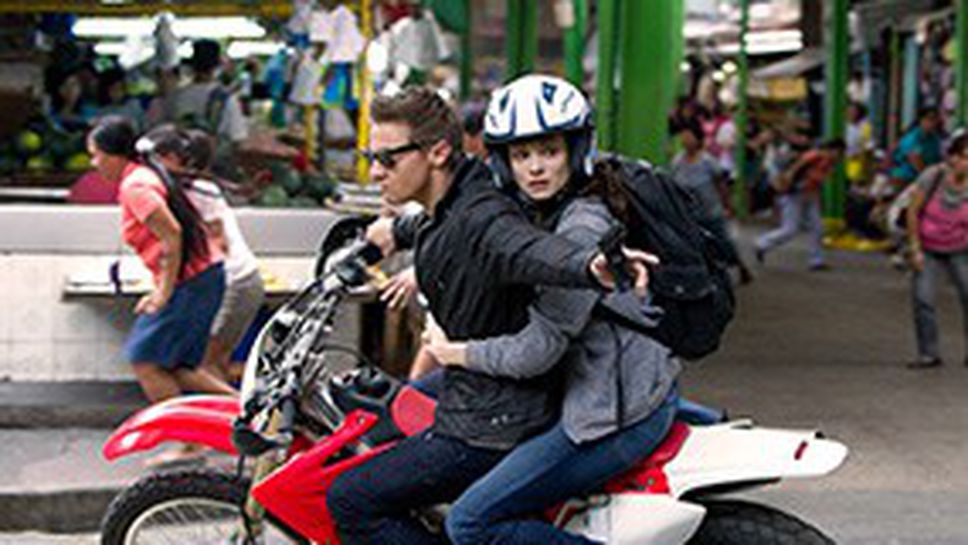 Джереми Ренър сам изпълнява най-опасните каскади в "Наследството на Борн"