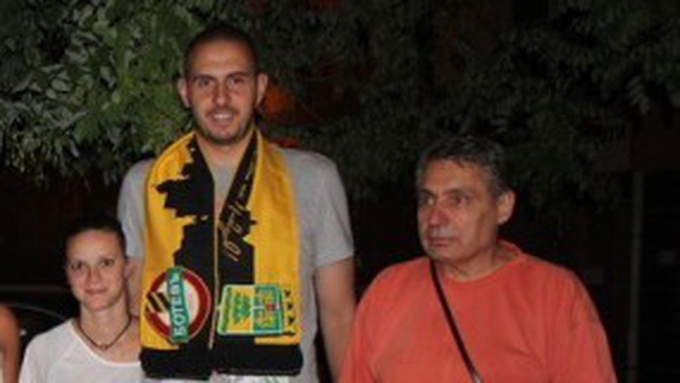 Георги Братоев се включи в кампанията за Жоро Лазаров (видео)