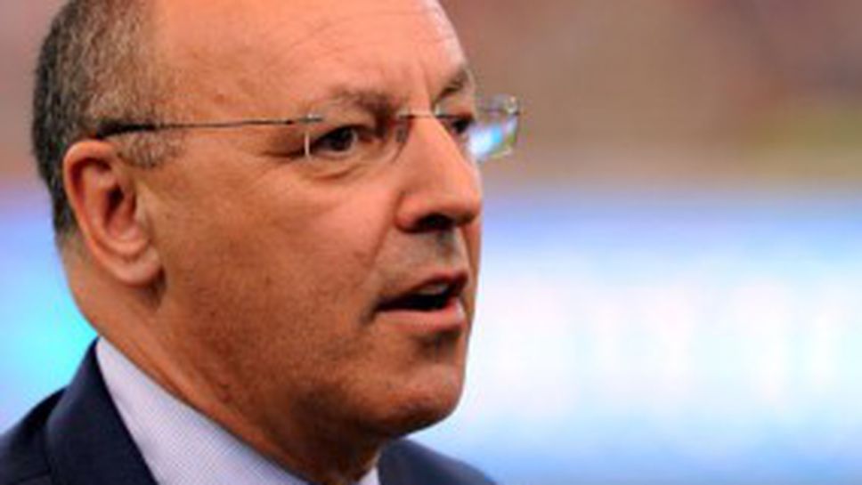 Марота: Ювентус нямаше как да се конкурира с Ман Юнайтед за Ван Перси