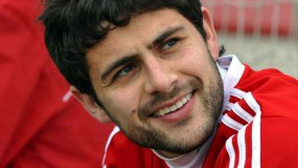 Генков вместо Бербатов в националния