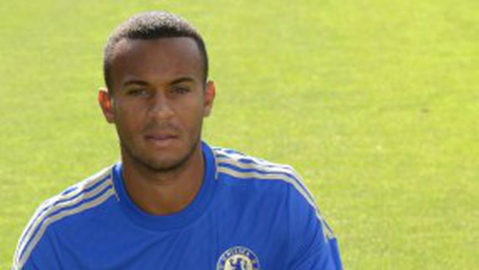 Райън Бертранд подписа нов договор с Челси