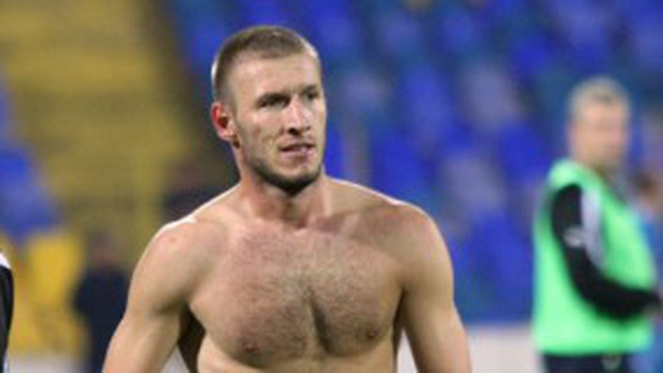 Везалов на линия за мача с Берое