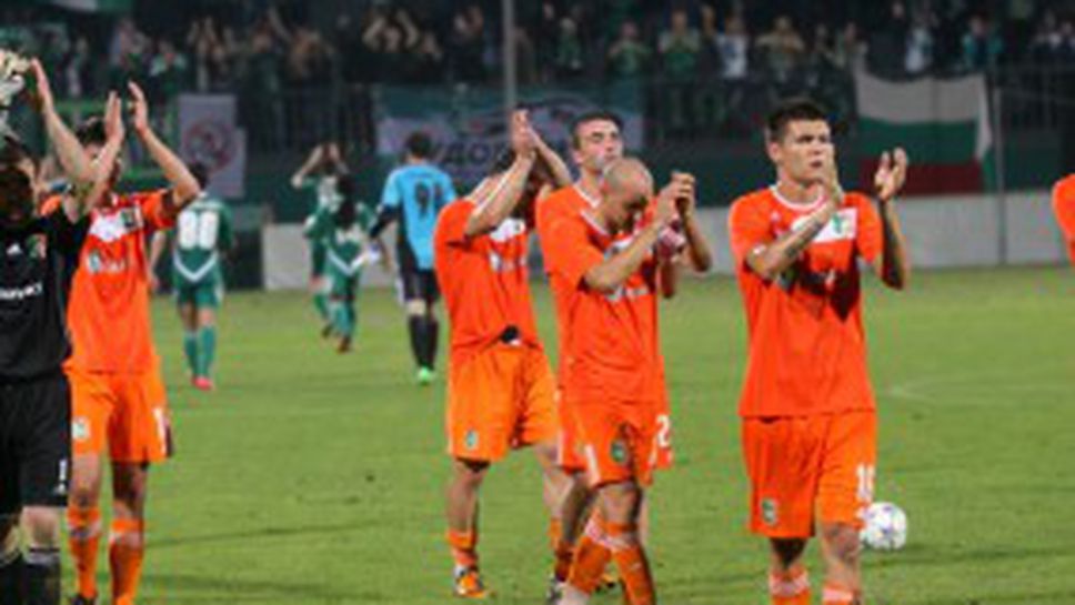 Подлагат всички в Литекс на детектор на лъжата