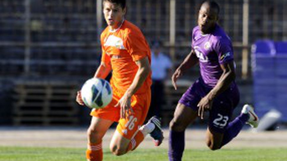 Литекс громи в Търново - Стоичков изнася лекция по правилен футбол на Цанко