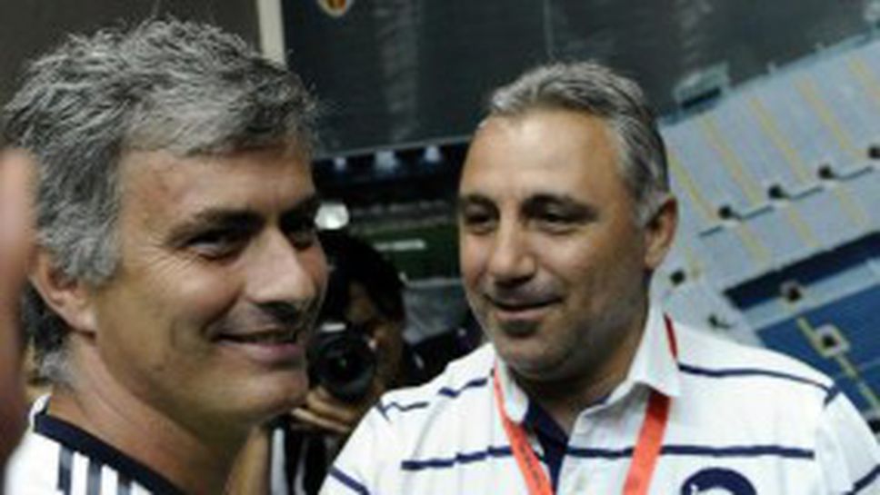 Моуриньо към Стоичков: Ти си единственият в Каталуня, който не иска да ме види мъртъв