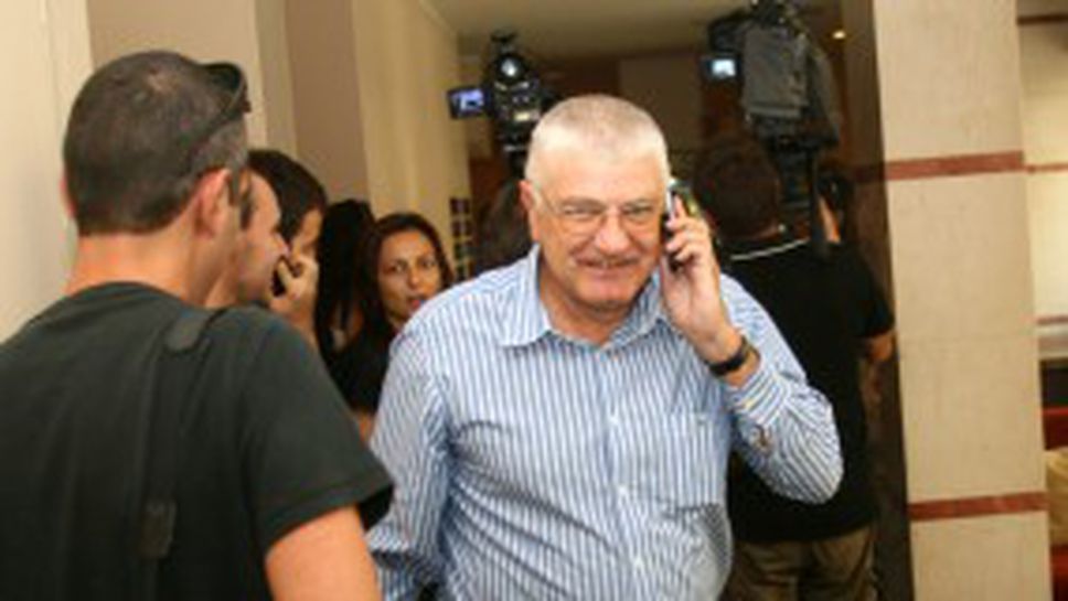 Поканиха шефа на европейския волейбол на Общото събрание на БФВ