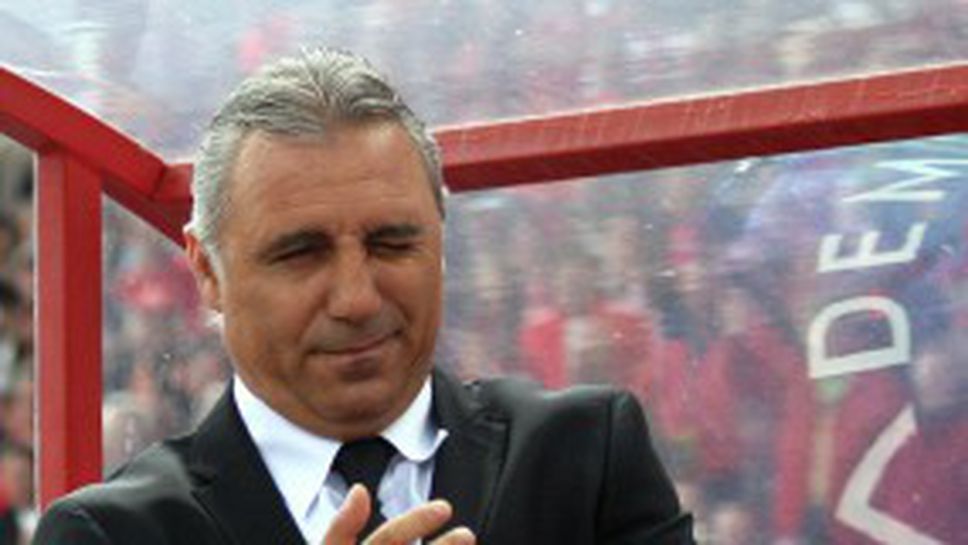 Емо Спасов призова Сектор "Б": Уважение за Стоичков!